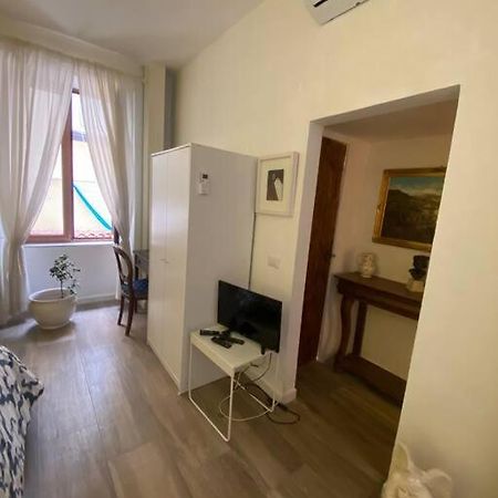 A Casa Mi Apartment Napoli Bagian luar foto