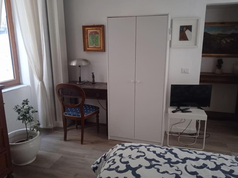 A Casa Mi Apartment Napoli Bagian luar foto