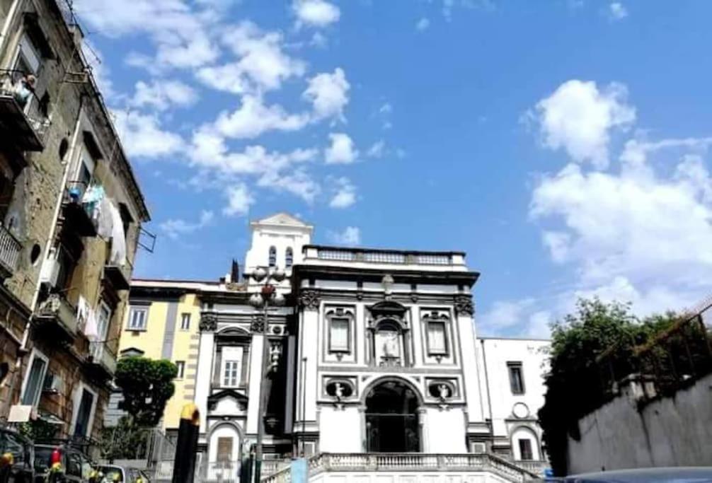 A Casa Mi Apartment Napoli Bagian luar foto