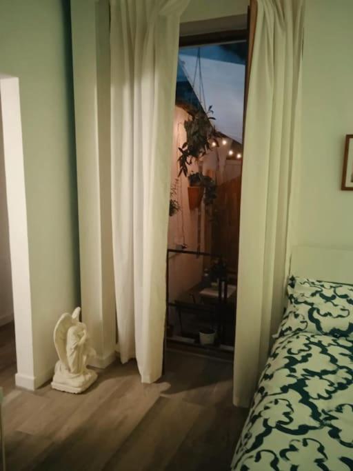 A Casa Mi Apartment Napoli Bagian luar foto