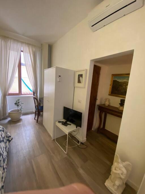 A Casa Mi Apartment Napoli Bagian luar foto