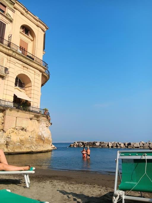A Casa Mi Apartment Napoli Bagian luar foto